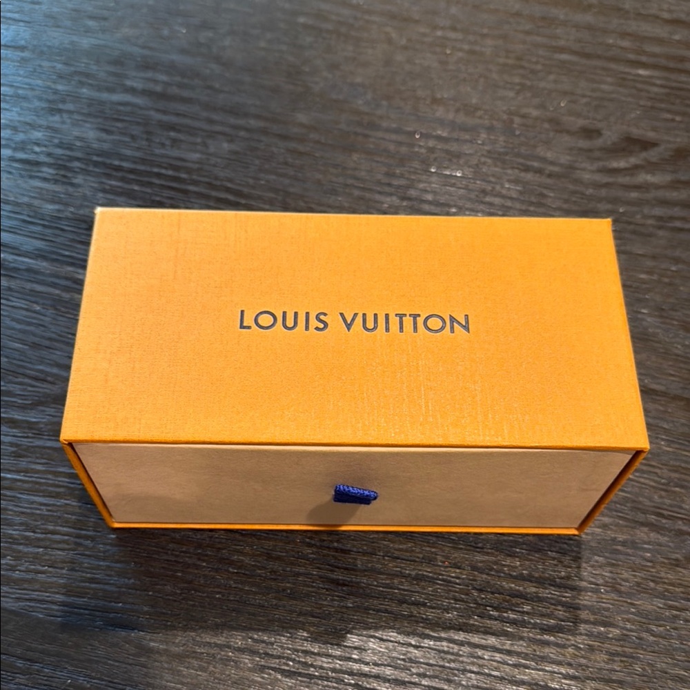 Louis Vuitton Vibrant Orange Box with Blue Accent